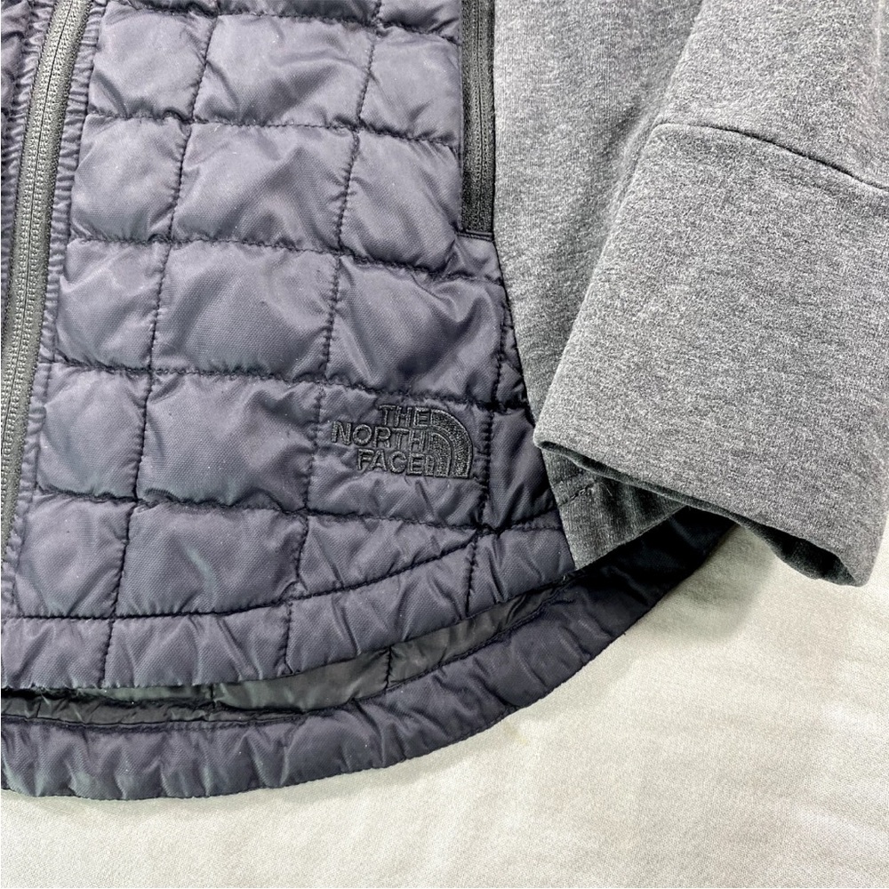 The North Face Black and Gray Puffer Jacket - Picture 4 of 4